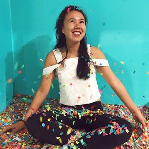 Meet your Posher, Crystal